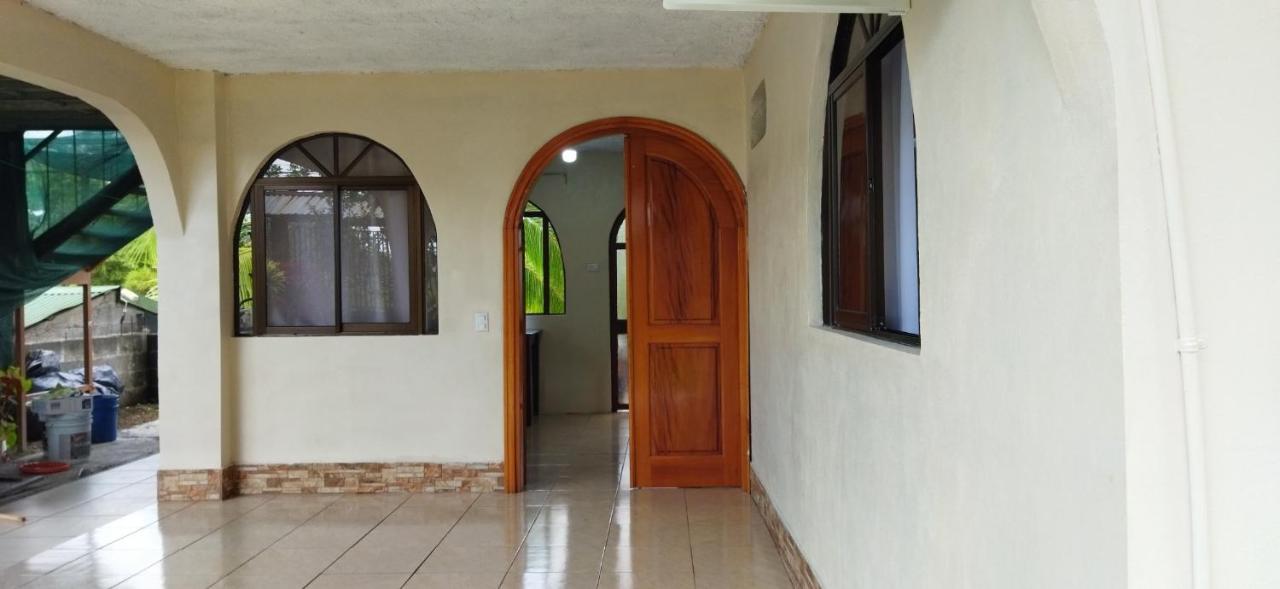 Appartamento Alinas House La Fortuna Esterno foto